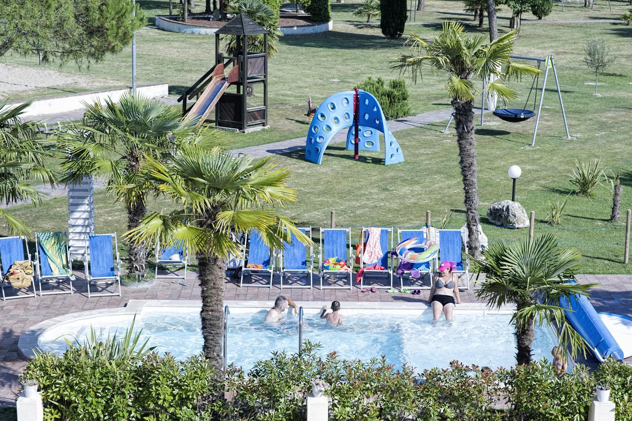 Residence Duna Rossa - Family Friendly Duna Verde Dış mekan fotoğraf